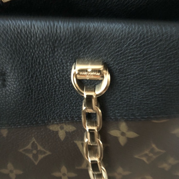 Louis Vuitton Monogram Pallas Black Shopping Tote - Picture 6 of 8